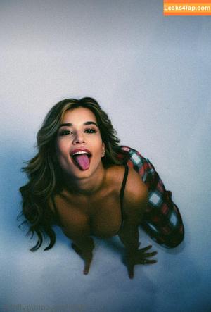 GyllianSklar photo #0005