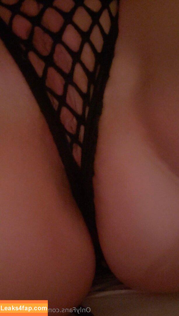 gypsynix777 / gypsy_nix leaked photo photo #0005