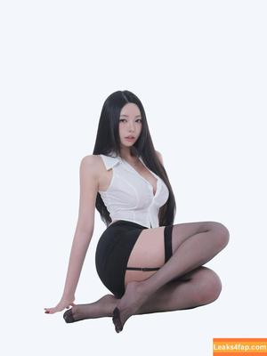 h___rvn photo #0426