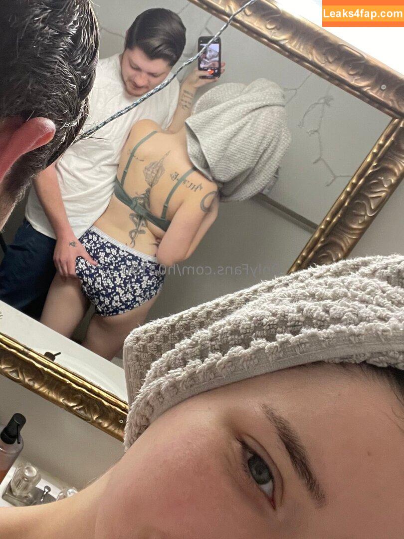 h0319o /  leaked photo photo #0010