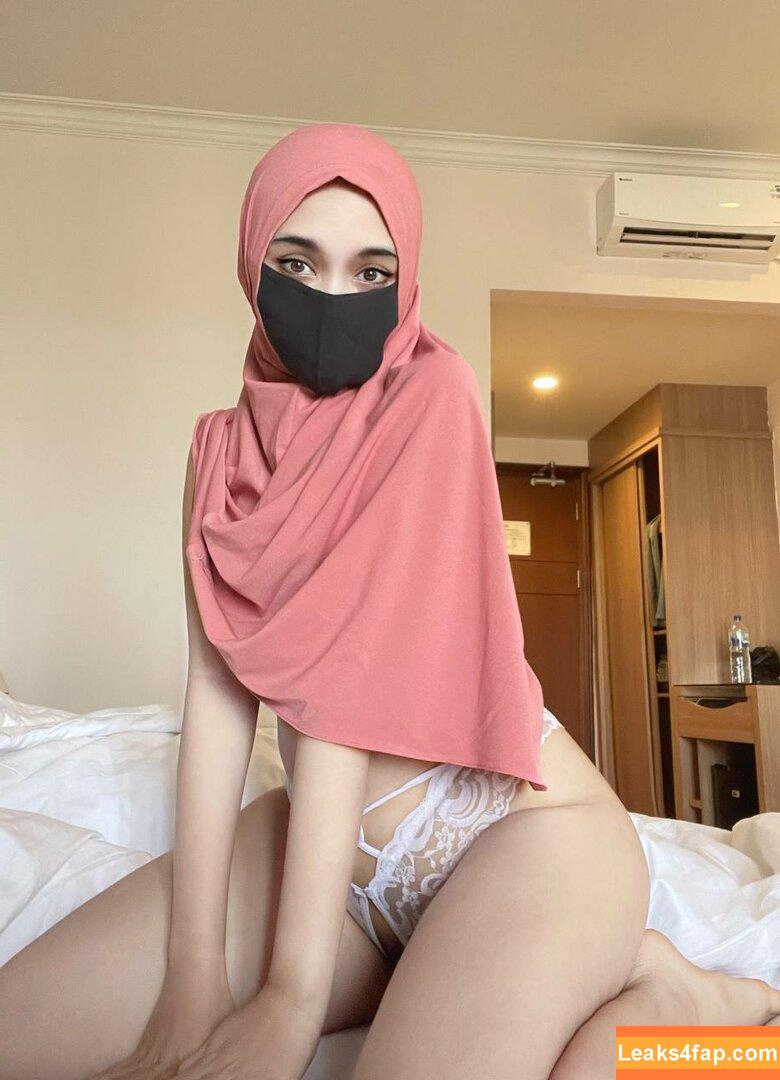 HabibtiSalma /  / CamillaReese / HijabCamilla / nazley272 leaked photo photo #0001