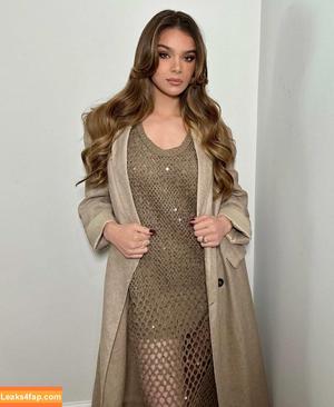 Hailee Steinfeld фото #1063