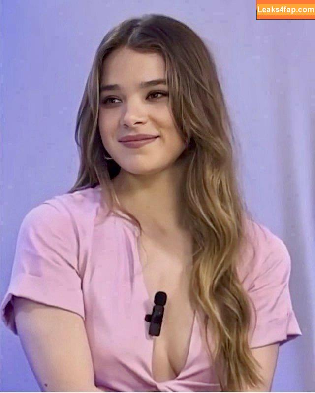 Hailee Steinfeld / haileesteinfeld / https: leaked photo photo #2142