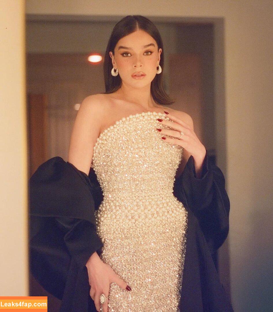 Hailee Steinfeld / haileesteinfeld / https: слитое фото фото #2212