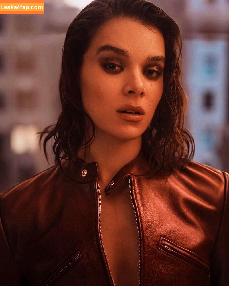 Hailee Steinfeld / haileesteinfeld / https: слитое фото фото #2219