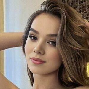 Hailee Steinfeld photo #2079