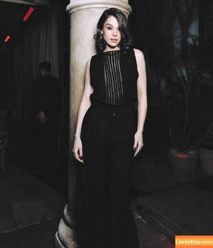 Hailee Steinfeld photo #2281