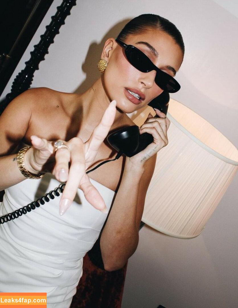 Hailey Baldwin Bieber / haileybieber слитое фото фото #0097