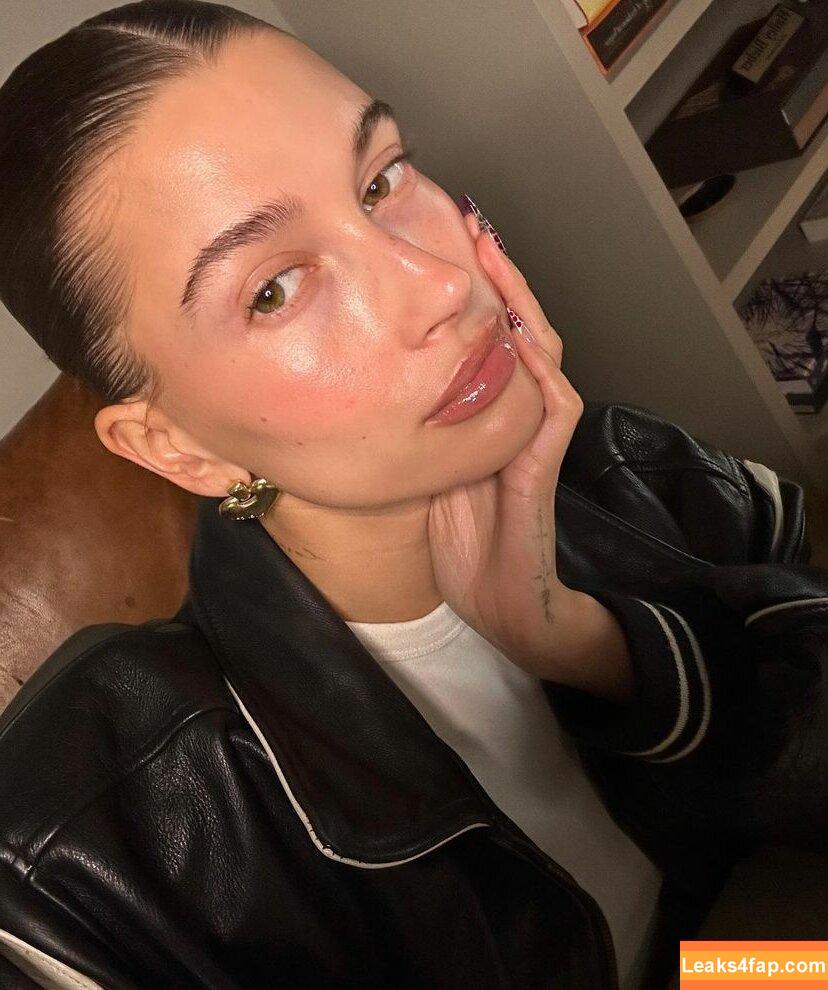 Hailey Baldwin Bieber / haileybieber слитое фото фото #0114