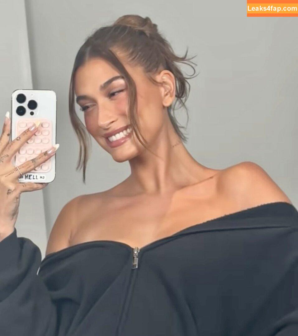 Hailey Baldwin Bieber / haileybieber слитое фото фото #0170