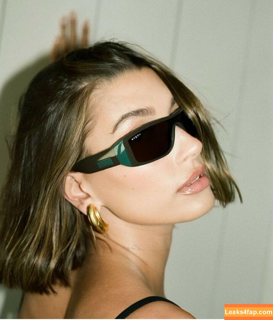 Hailey Baldwin Bieber / haileybieber слитое фото фото #0176