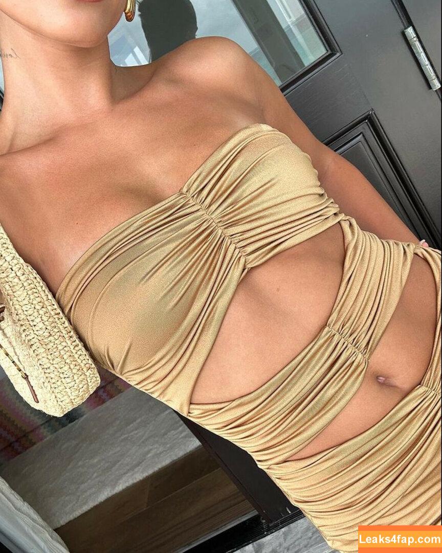 Hailey Baldwin Bieber / haileybieber слитое фото фото #0180