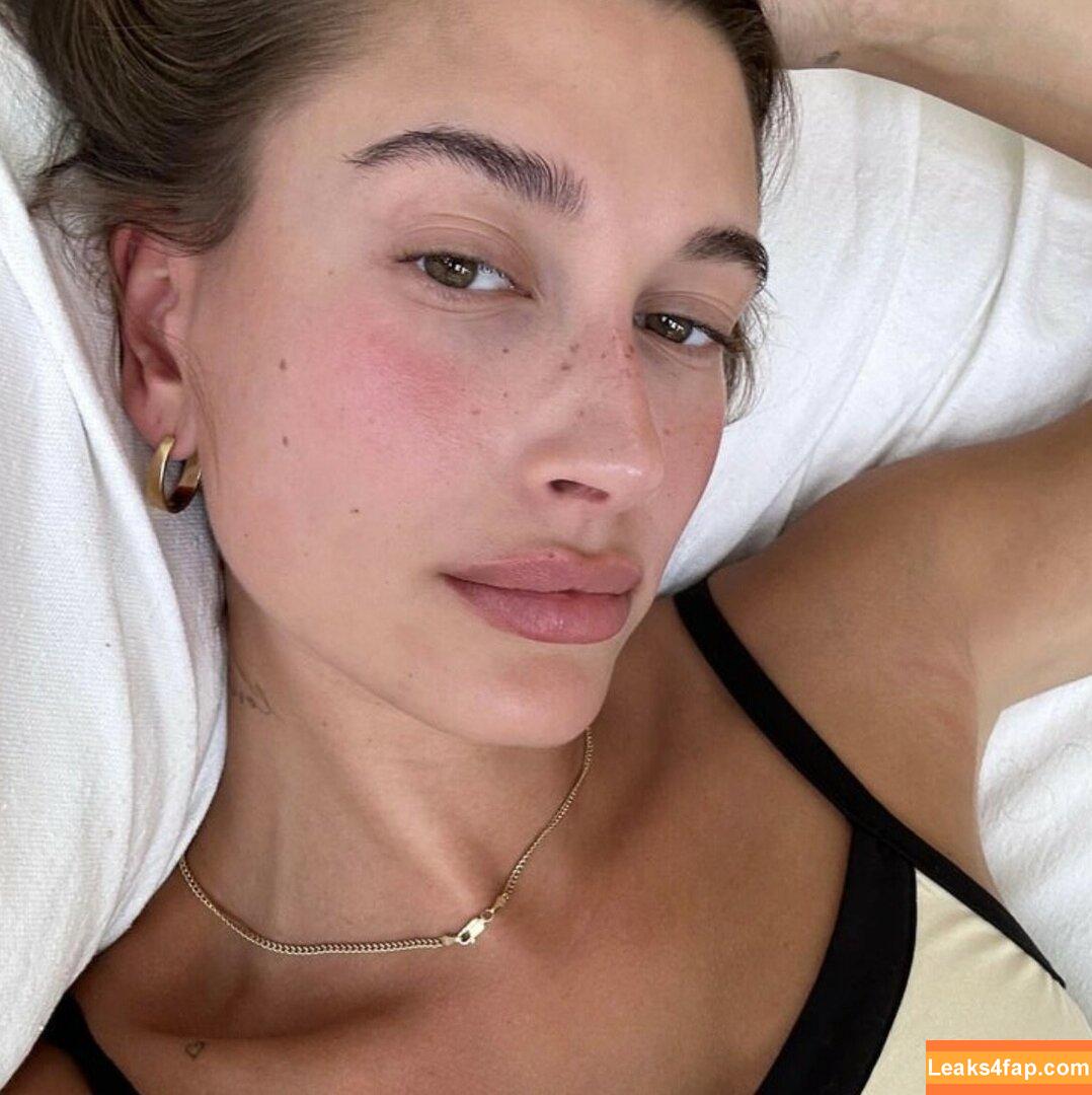Hailey Baldwin Bieber / haileybieber слитое фото фото #0198