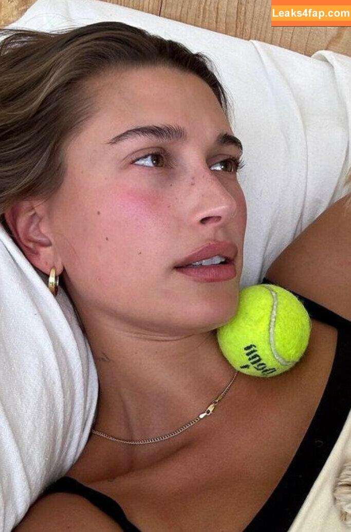 Hailey Baldwin Bieber / haileybieber слитое фото фото #0201