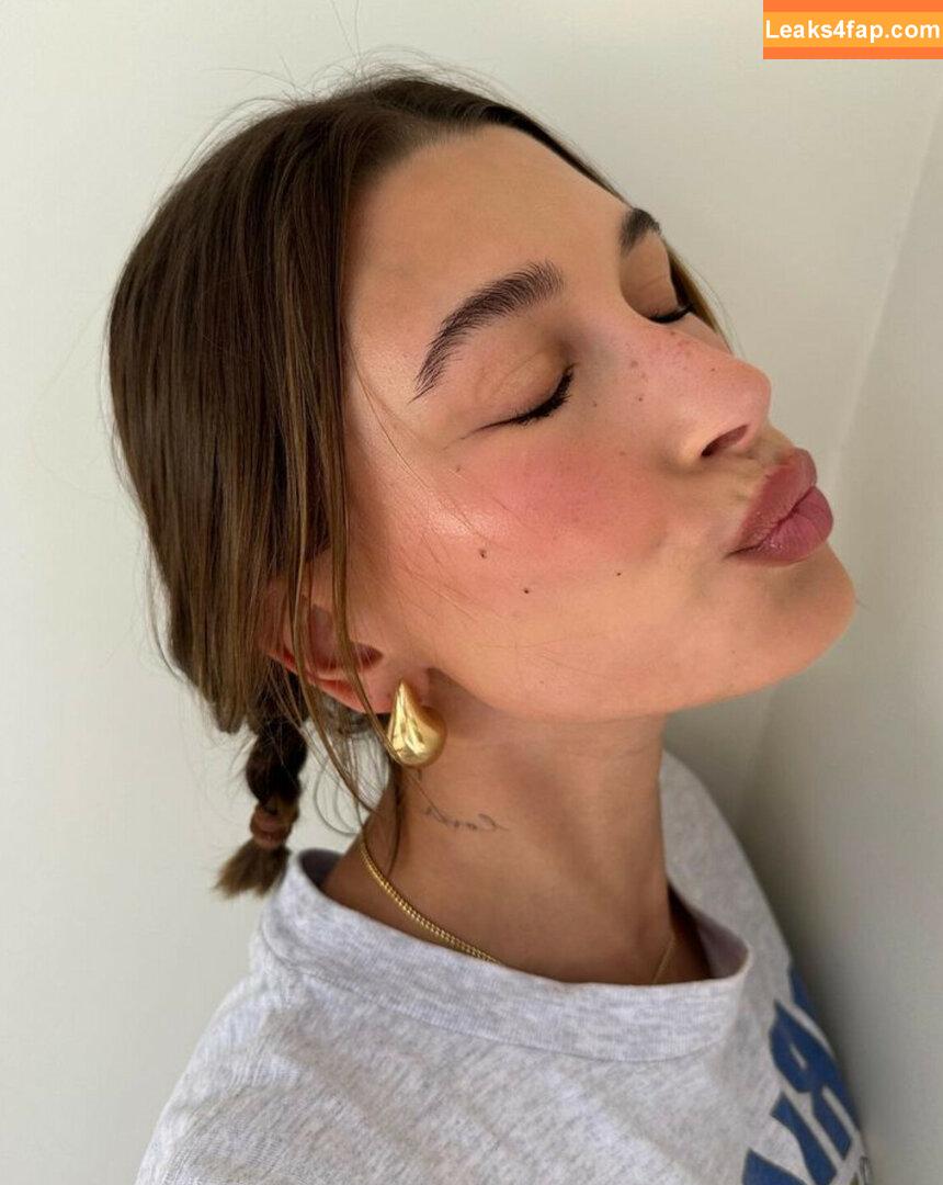 Hailey Baldwin Bieber / haileybieber слитое фото фото #0205
