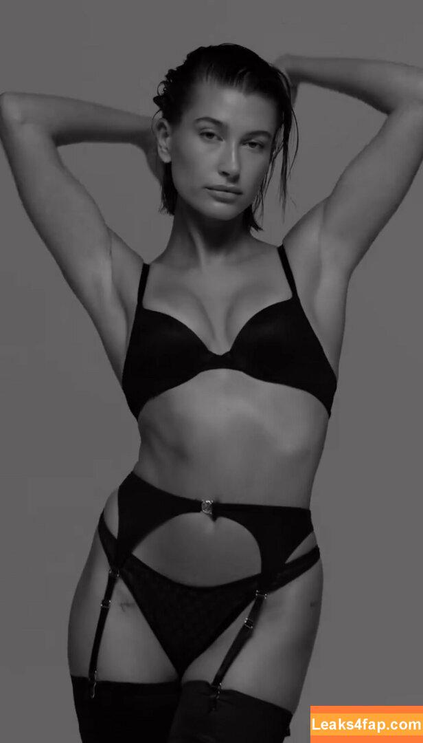 Hailey Baldwin Bieber / haileybieber слитое фото фото #0210