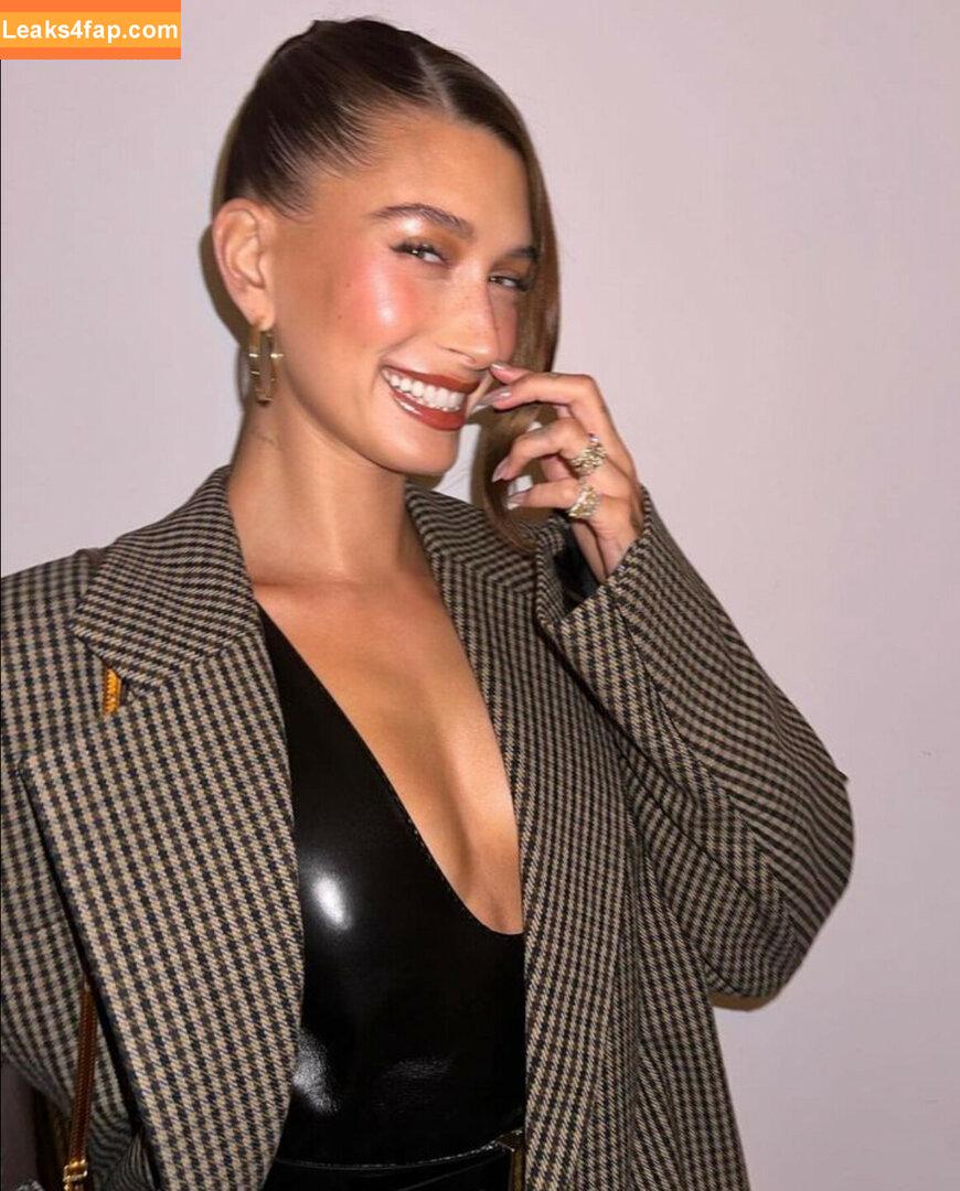 Hailey Baldwin Bieber / haileybieber слитое фото фото #0244