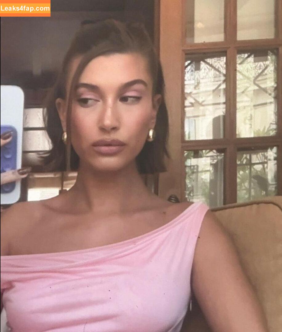 Hailey Baldwin Bieber / haileybieber слитое фото фото #0261