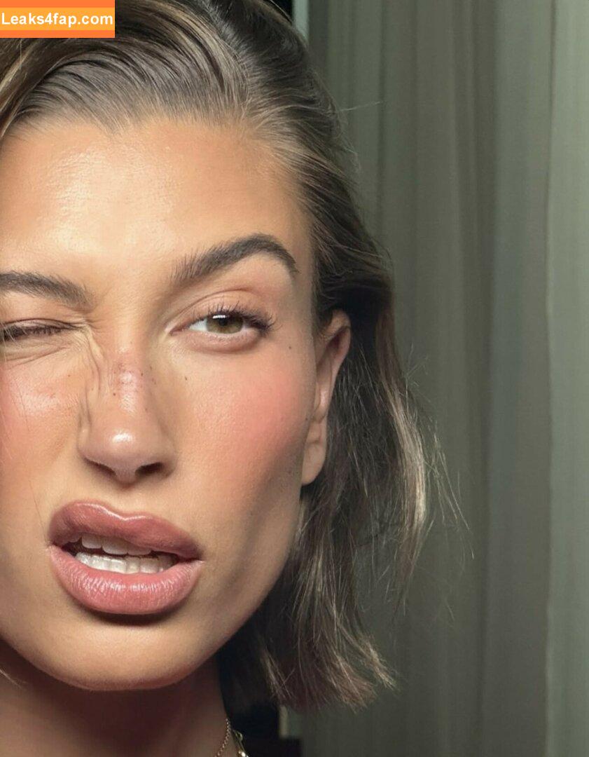 Hailey Baldwin Bieber / haileybieber слитое фото фото #0308