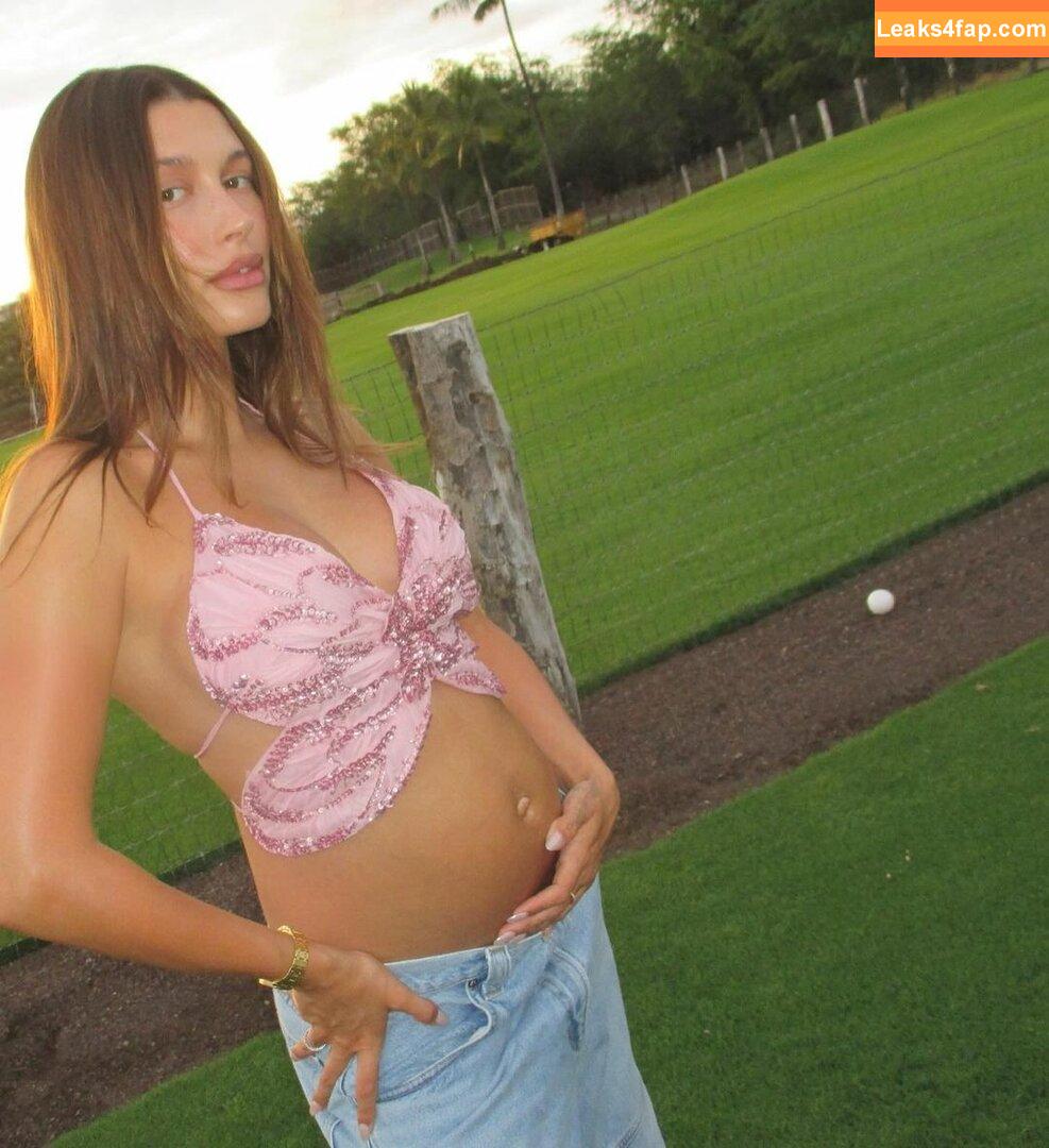 Hailey Baldwin Bieber / haileybieber leaked photo photo #0554