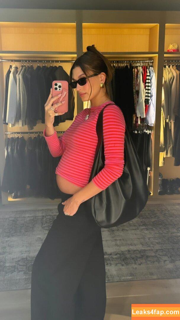 Hailey Baldwin Bieber / haileybieber слитое фото фото #0566