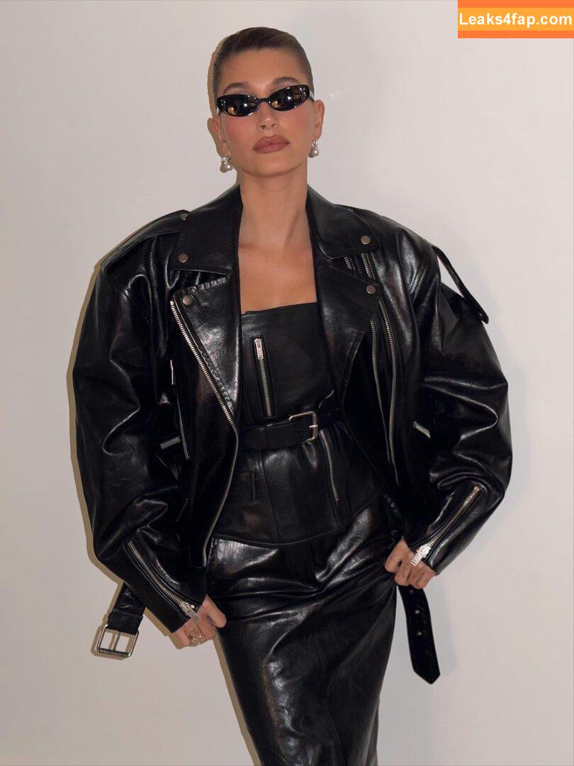 Hailey Baldwin Bieber / haileybieber слитое фото фото #0848