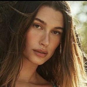Hailey Baldwin Bieber photo #0027