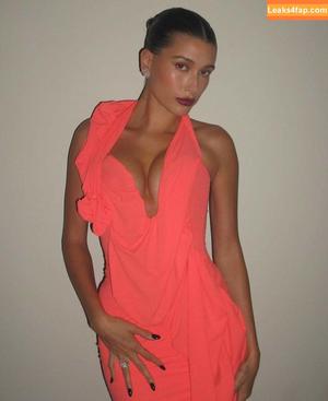 Hailey Baldwin Bieber photo #0033