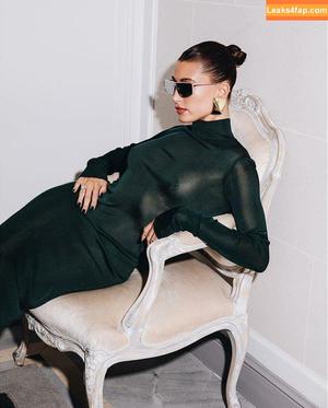 Hailey Baldwin Bieber photo #0040
