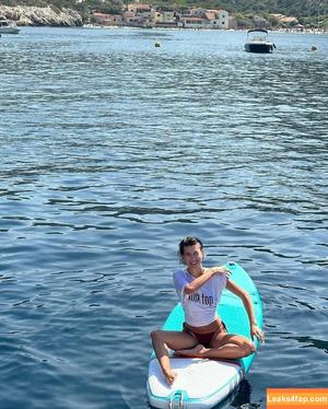 Hailey Baldwin Bieber фото #0111