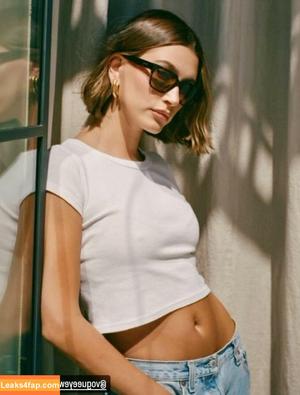 Hailey Baldwin Bieber фото #0174