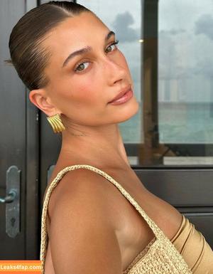 Hailey Baldwin Bieber фото #0181