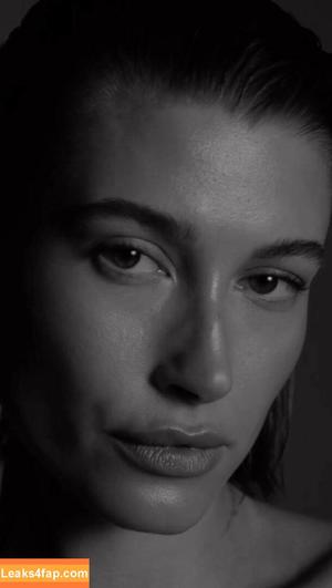 Hailey Baldwin Bieber фото #0212