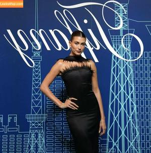 Hailey Baldwin Bieber фото #0247