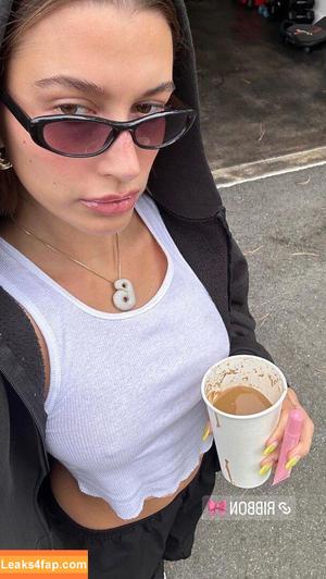 Hailey Baldwin Bieber фото #0292