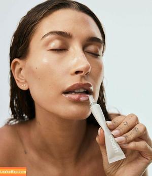 Hailey Baldwin Bieber фото #0311