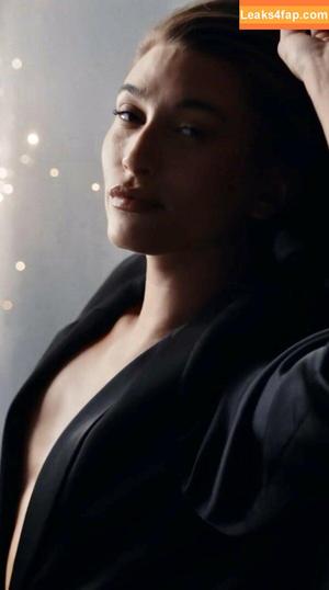 Hailey Baldwin Bieber фото #0323