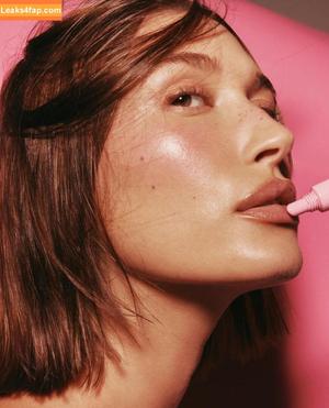 Hailey Baldwin Bieber photo #0361