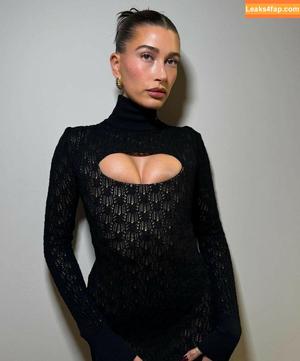 Hailey Baldwin Bieber photo #0382