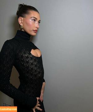 Hailey Baldwin Bieber photo #0384