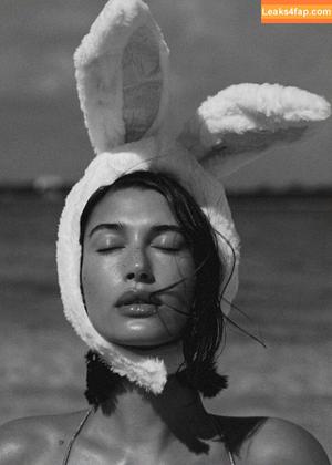 Hailey Baldwin Bieber photo #0443