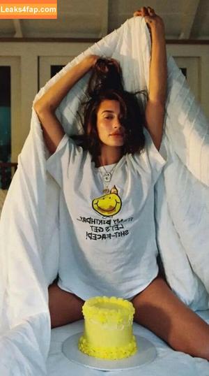 Hailey Baldwin Bieber photo #0466
