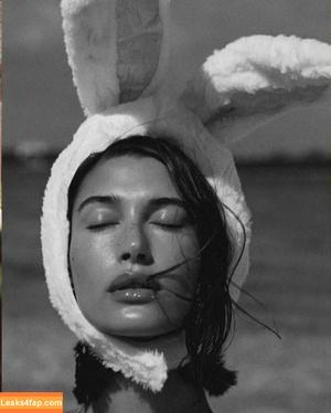 Hailey Baldwin Bieber photo #0530