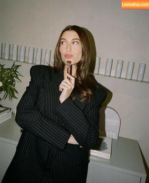 Hailey Baldwin Bieber photo #0547