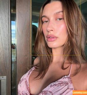 Hailey Baldwin Bieber photo #0552
