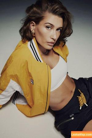 Hailey Baldwin Bieber photo #0569