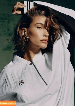 Hailey Baldwin Bieber photo #0581