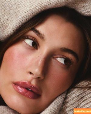 Hailey Baldwin Bieber photo #0587
