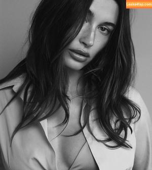 Hailey Baldwin Bieber photo #0835