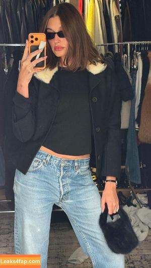 Hailey Baldwin Bieber photo #0859